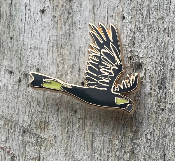 Yellow tailed Cockatoo in flight enamel pin