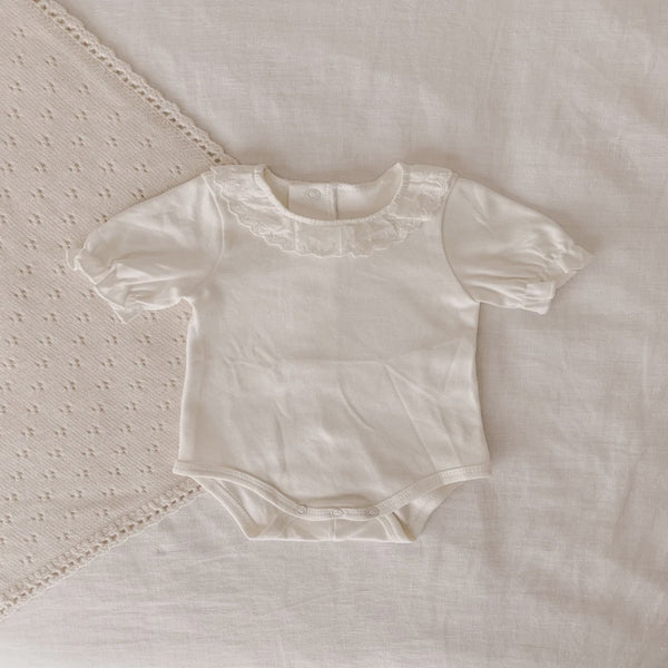 Betty Bodysuit in Cream short puff sleeve