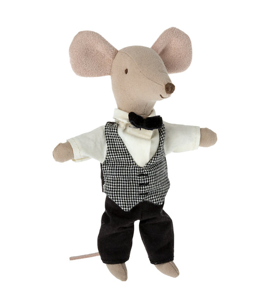 Maileg waiter mouse