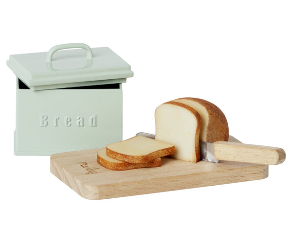 Maileg miniature bread box