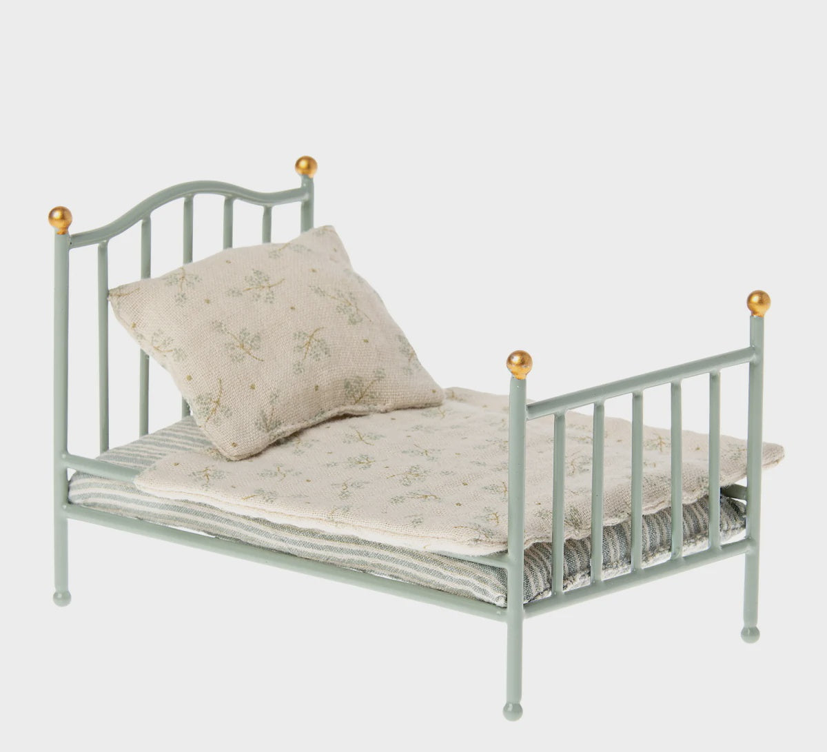 Maileg Mouse Vintage Bed Mint